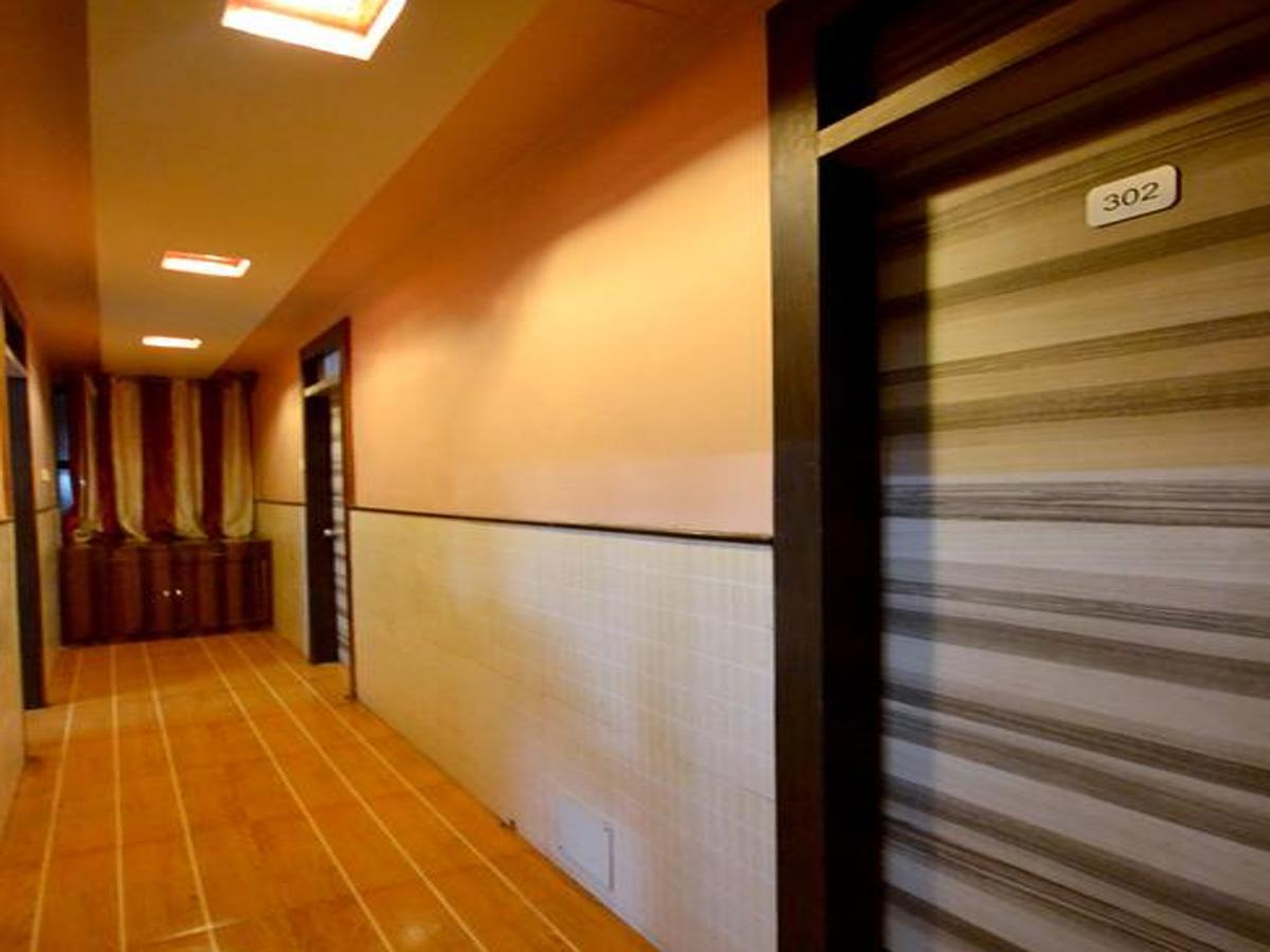 Hotel Sai Hari Prasad Shirdi Bagian luar foto